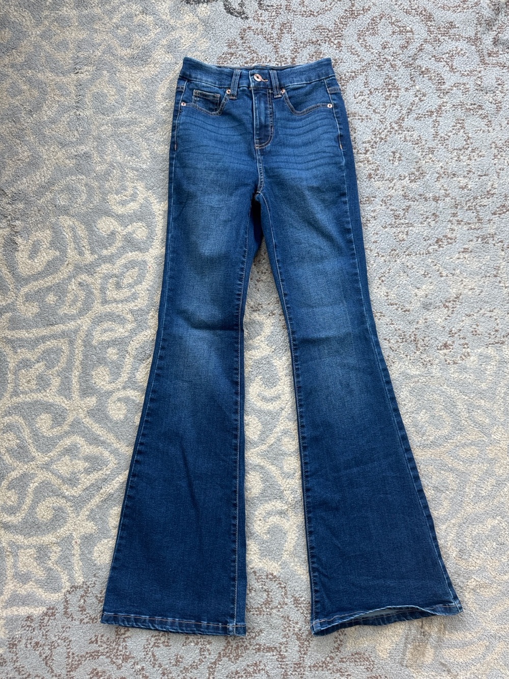BCBGENERATION High Rise Curvy Flare Demim Jeans Delightful Blue 24
